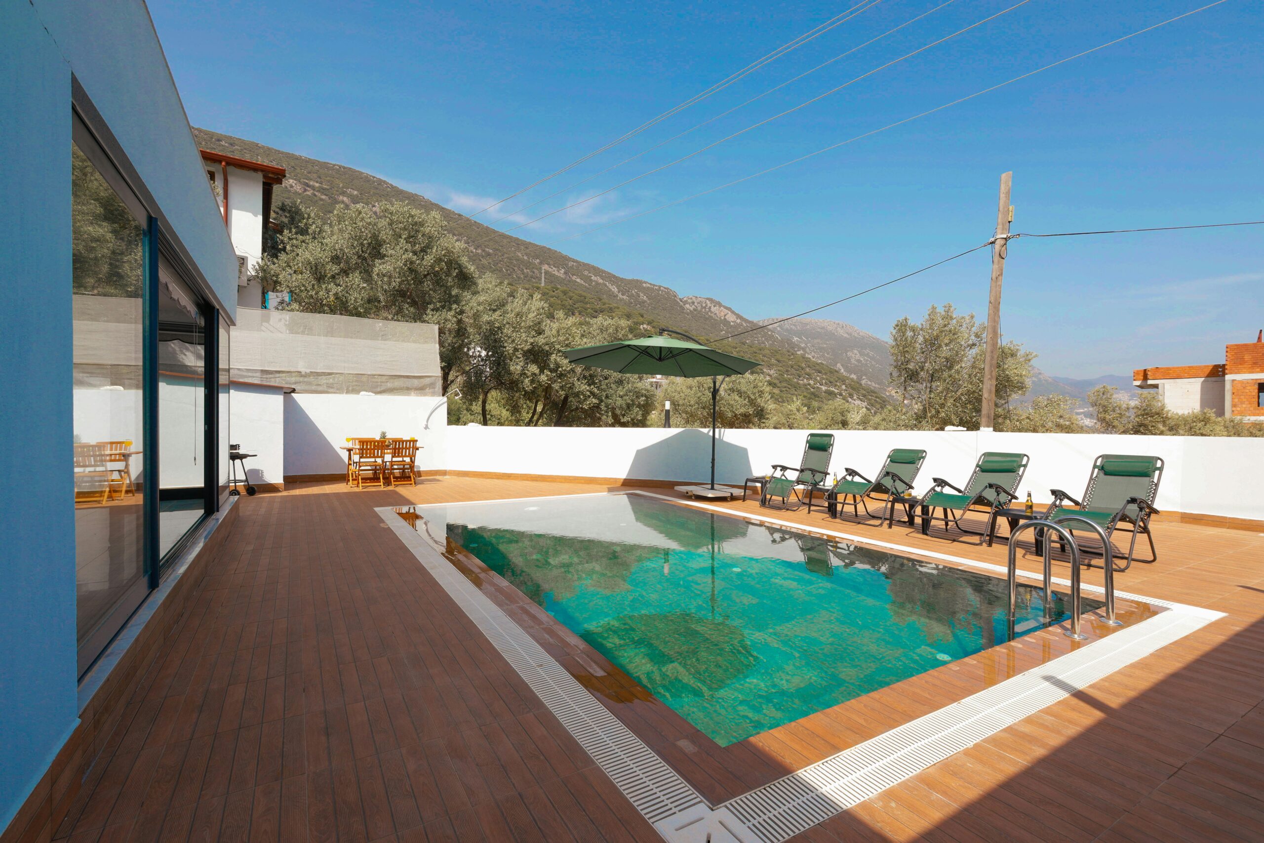 İzmir yüzme eğitmeni